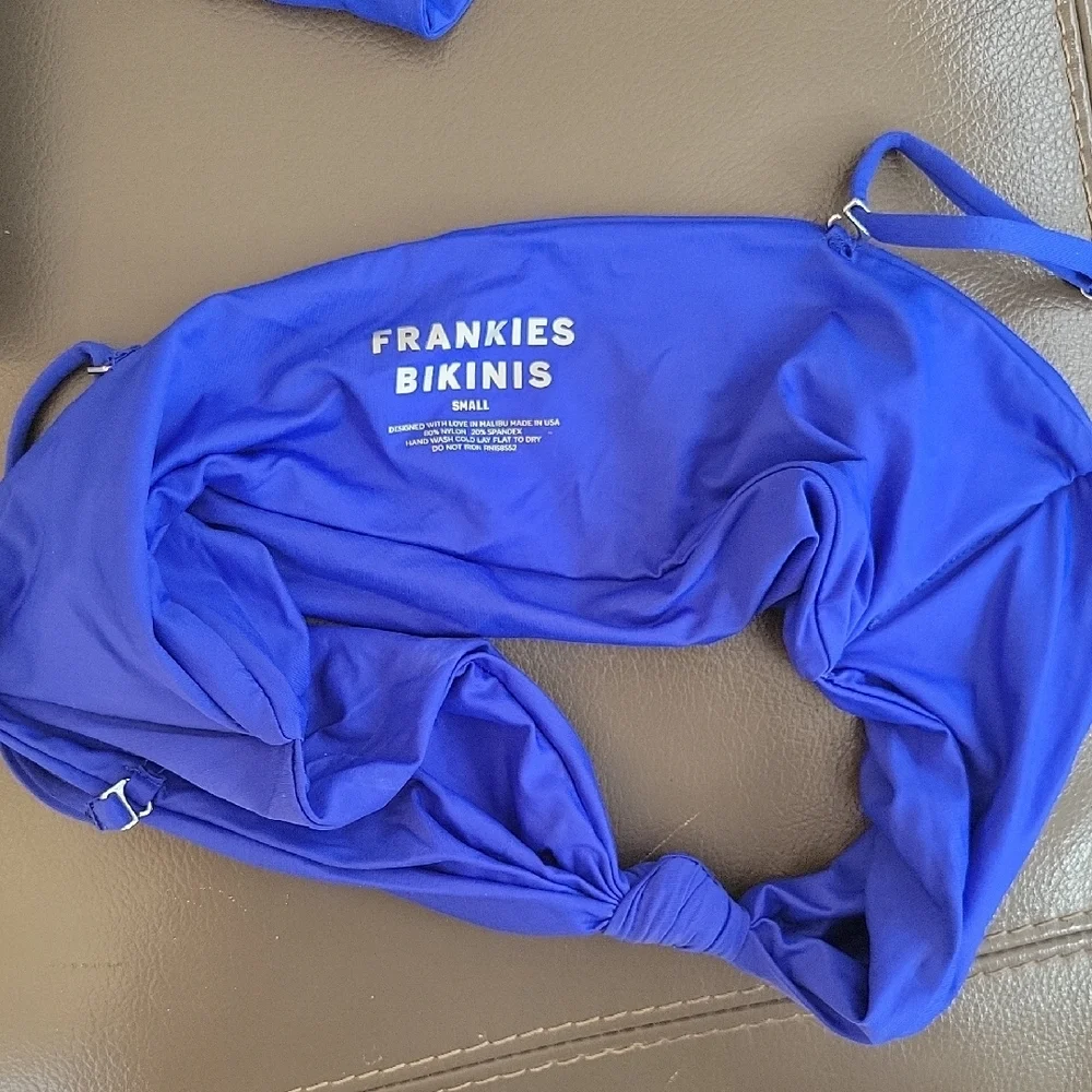 Frankies Bikini Carrie Bandue Top And Monica Bottom